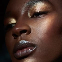 27 Rosiers Extra/Ordinaire Skin Illuminator New