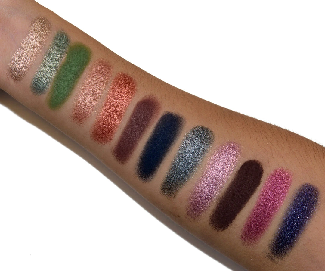 Sydney Grace X Temptalia On The Horizon Eyeshadow (DEEP) Palette 3 Sydney Grace X Temptalia On The Horizon Eyeshadow (DEEP) Palette