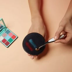 New Artis Brush Cleaning Pad Travel Size