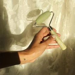 Esker Beauty Allover Roller