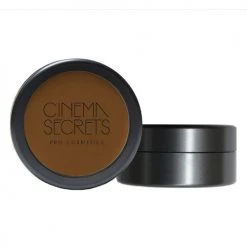 Cinema Secrets Ultimate Foundation 100 Series Face