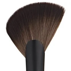 Scott Barnes Powder Sheer Brush #66
